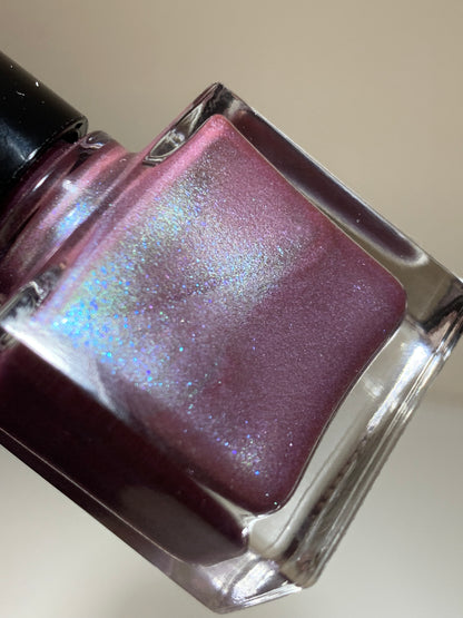 Ultra Violet（ウルトラヴァイオレット）